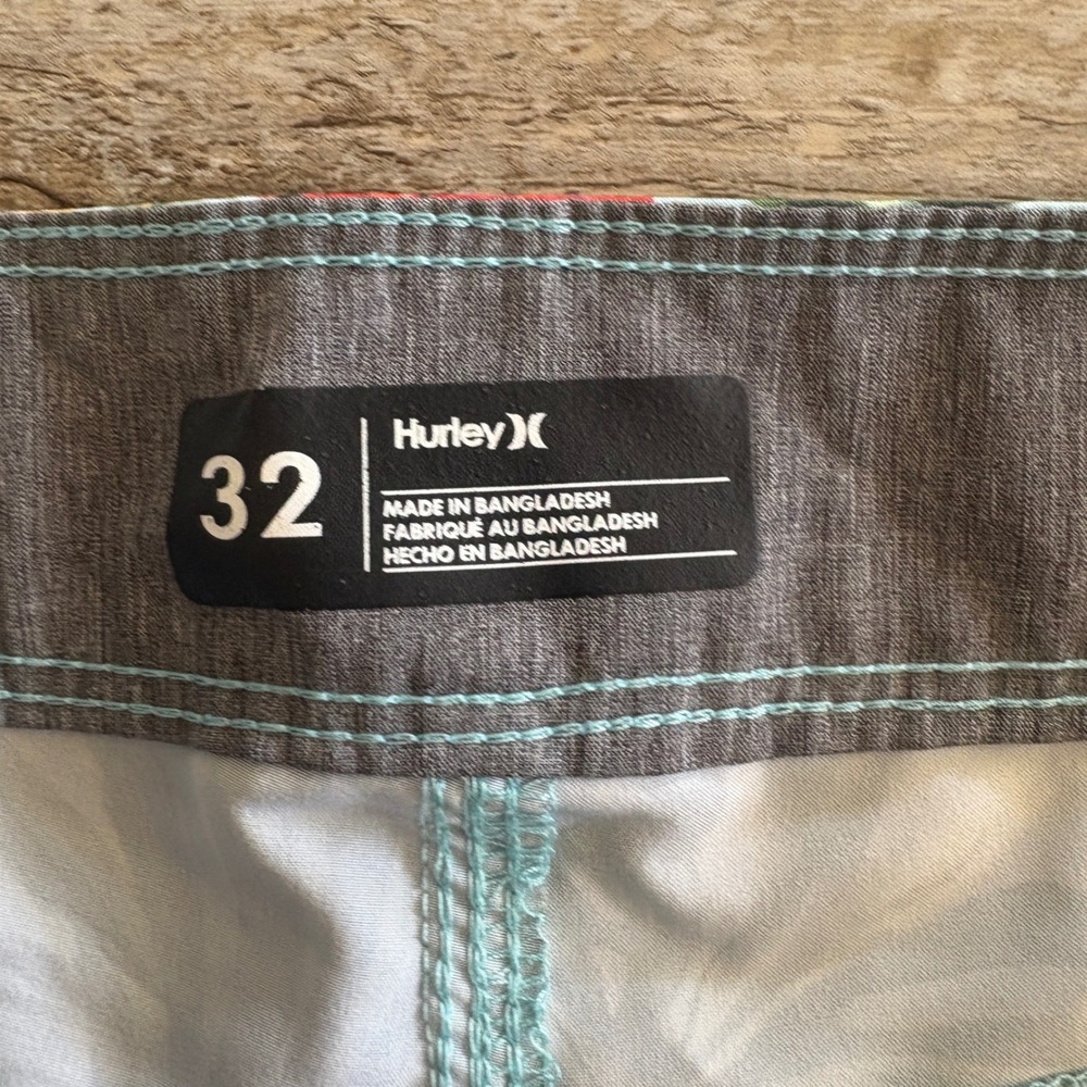 Hurley Board Shorts Men 32 Floral Hibiscus Tropical Surf Swim Trunks Quick Dry - Picture 3 of 8